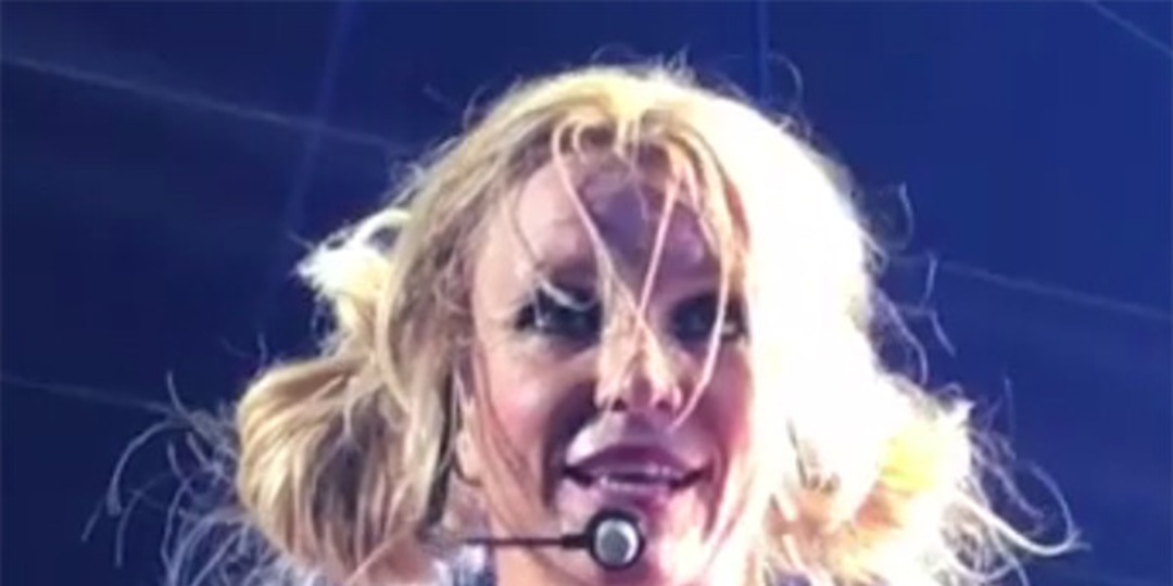 Britney Spears Shaken After A Fan Crashes Her Vegas Show E Online